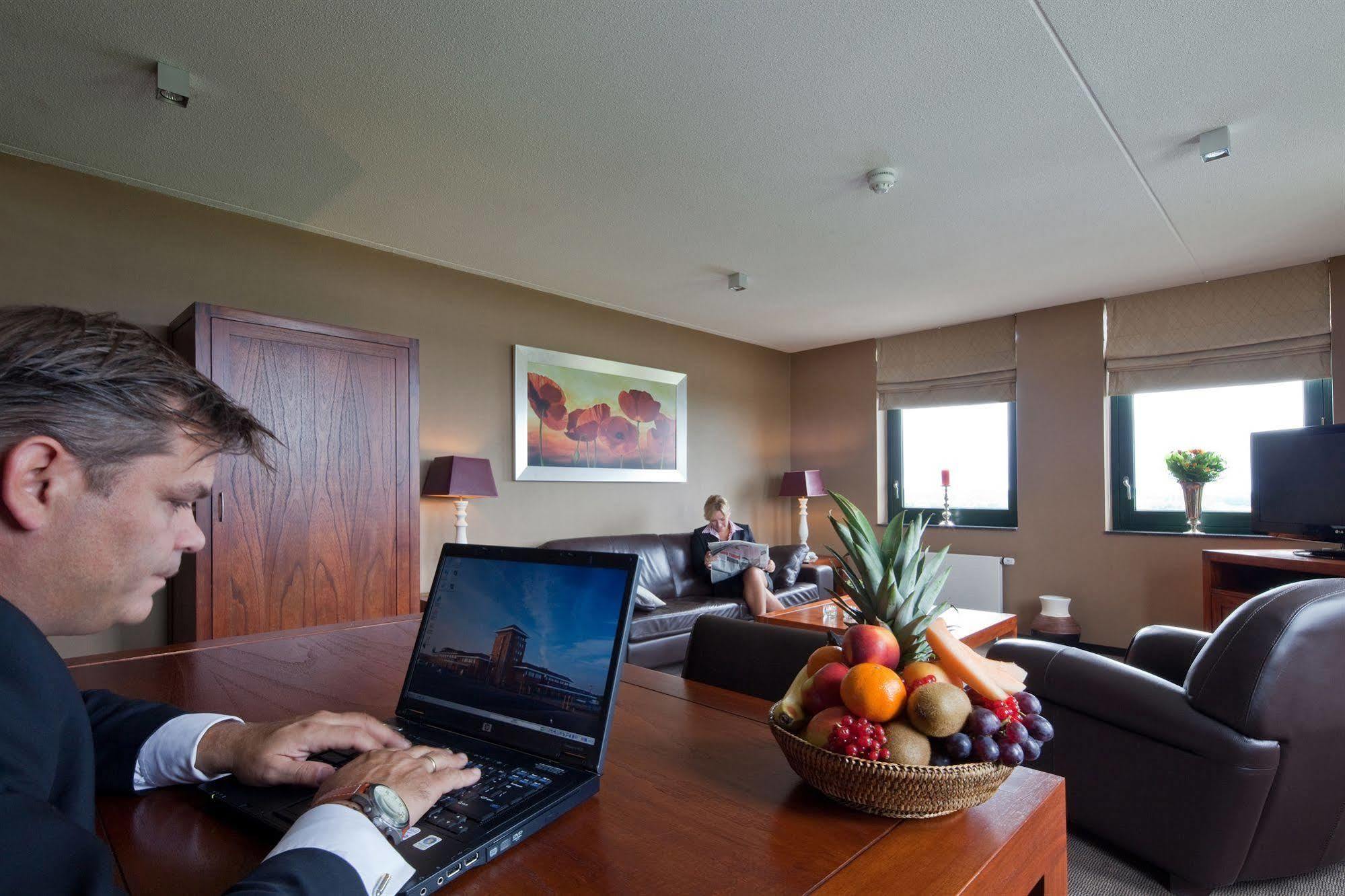 Hotel Van Der Valk Wolvega-Heerenveen Екстер'єр фото